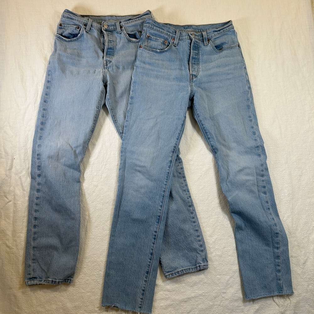 Lot of 2 Levis 501 Original Fit Jeans Light Wash Denim W27 Button Fly Straight